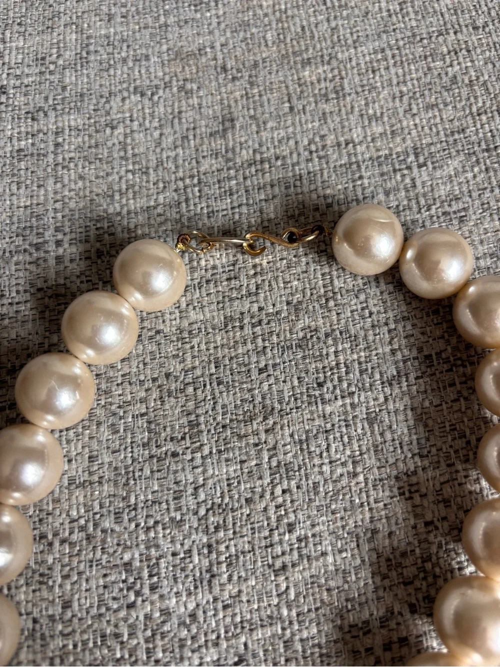 Classic Champagne Pearl Necklace - Unbranded